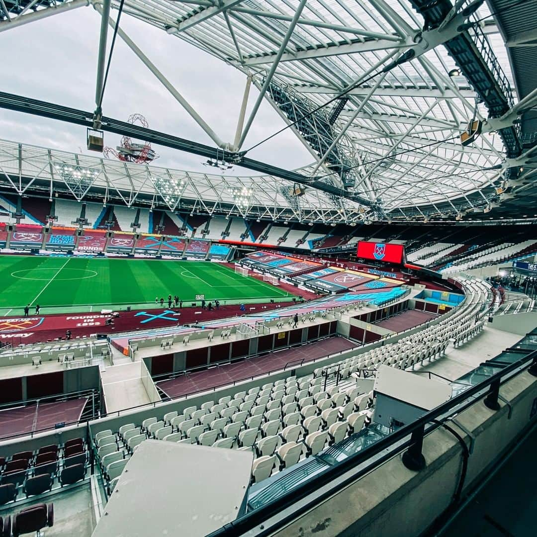 マンチェスター・シティFCさんのインスタグラム写真 - (マンチェスター・シティFCInstagram)「Home of the Hammers ⚒ #mancity」10月24日 19時03分 - mancity