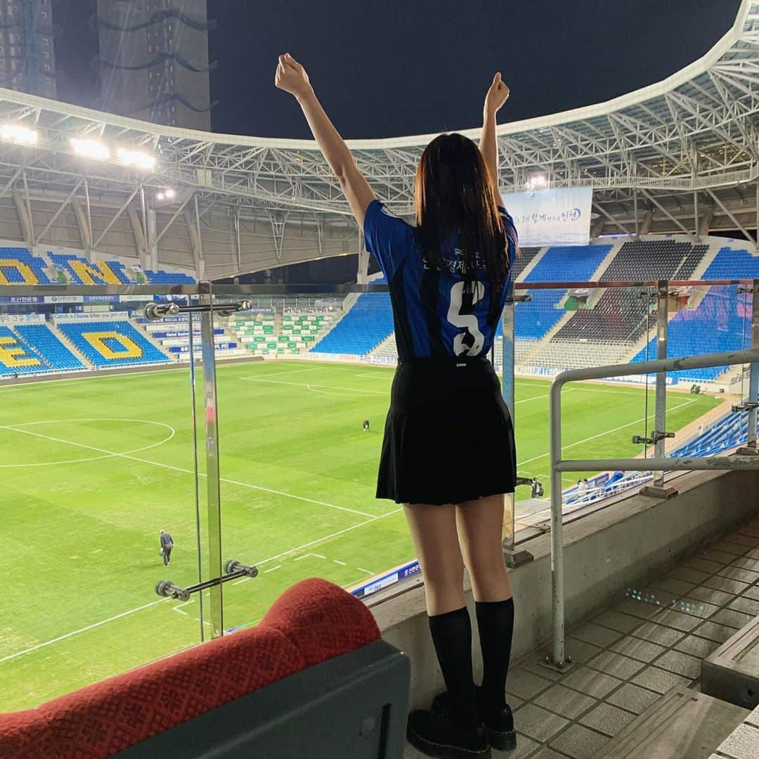 オ・ハヨンさんのインスタグラム写真 - (オ・ハヨンInstagram)「⚽️ #인천유나이티드」10月24日 19時05分 - _ohhayoung_