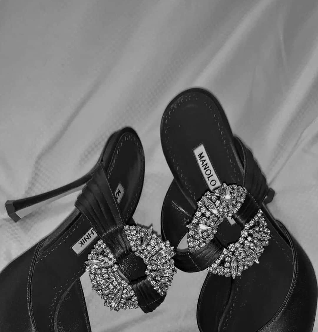 GENKINGさんのインスタグラム写真 - (GENKINGInstagram)「love♡ . . . #manoloblahnik  #shoes #heels」10月24日 19時32分 - _genking_