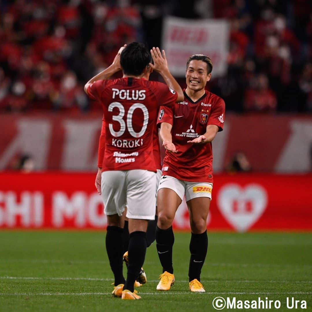 Goal Japanさんのインスタグラム写真 - (Goal JapanInstagram)「. ＼ ♦️ #浦和レッズ、連勝！♦️ ／ C大阪に先制点を許すも、ホームの声援を背に逆転勝利！ (Photo: Masahiro Ura) . 🇯🇵#明治安田生命J1リーグ 第24節 🆚浦和レッズ 3-1 セレッソ大阪 ⚽#豊川雄太 (28分)、#興梠慎三 (34分)、#山中亮輔 (44分)、#マルティノス (71分) . #soccer #football #jleague #J1 #urawareds #urawa #goaljleague #サッカー #フットボール #Jリーグ #明治安田生命Jリーグ #⚽」10月24日 19時46分 - goaljapan