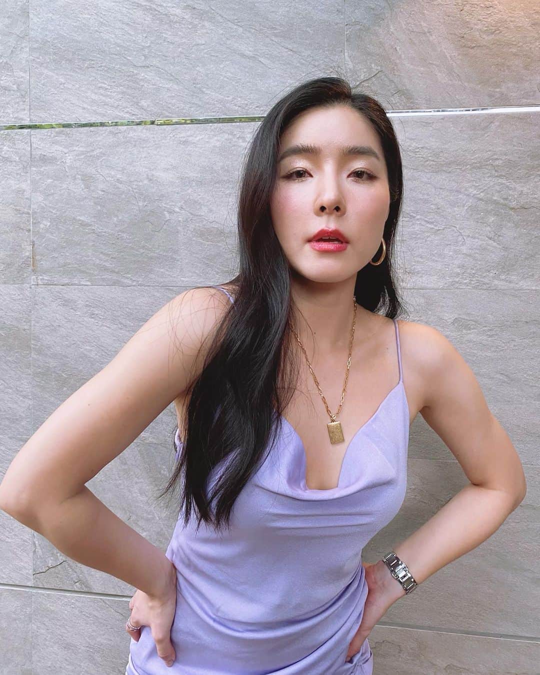 GYEON SEOのインスタグラム：「_* 🍬🍭🍬🍭 . . @minddmakeup  @gartoontha  @capheny.official」