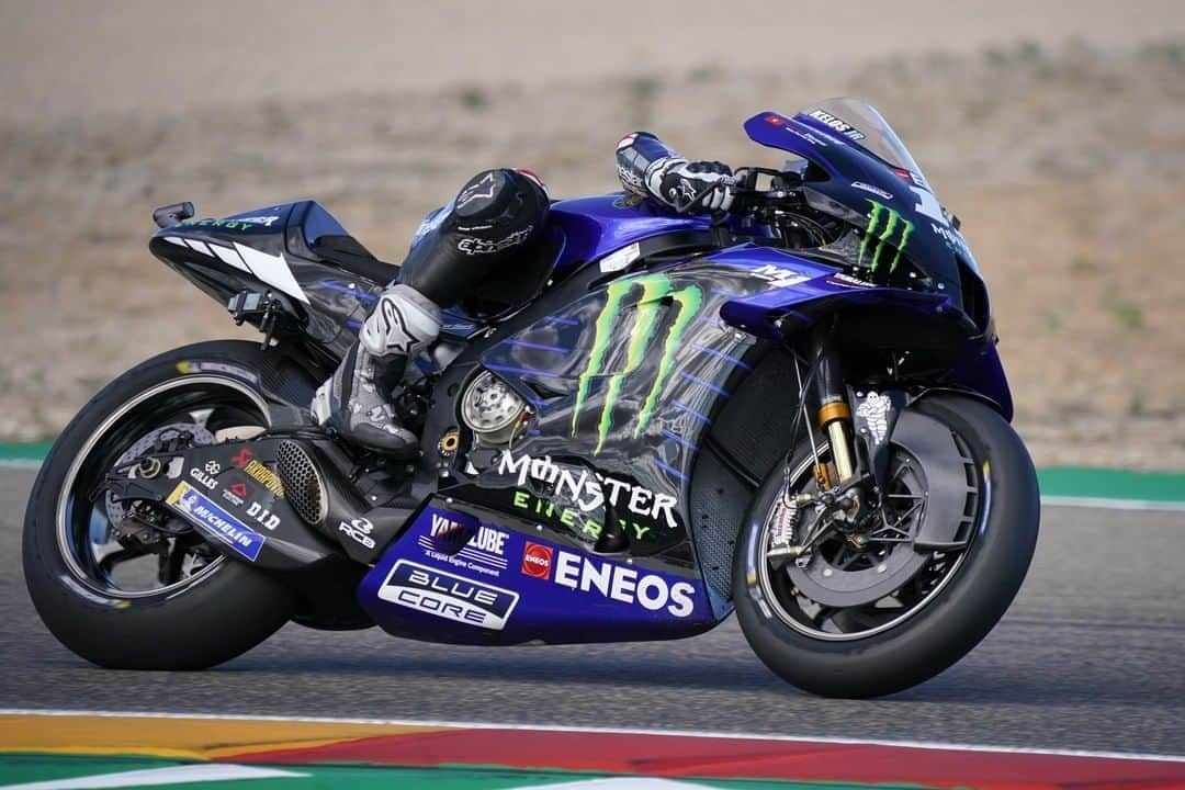 YamahaMotoGPさんのインスタグラム写真 - (YamahaMotoGPInstagram)「💬 @maverick12official, #AlcanizGP Combined FP1 + FP2 + FP3 Result - P4:  "I’m not 100% satisfied yet with the bike, but we also have time to improve in FP4. We have a clear direction that we’re working towards for that session. I think we have good potential."  #MonsterYamaha  #MotoGP」10月24日 19時58分 - yamahamotogp