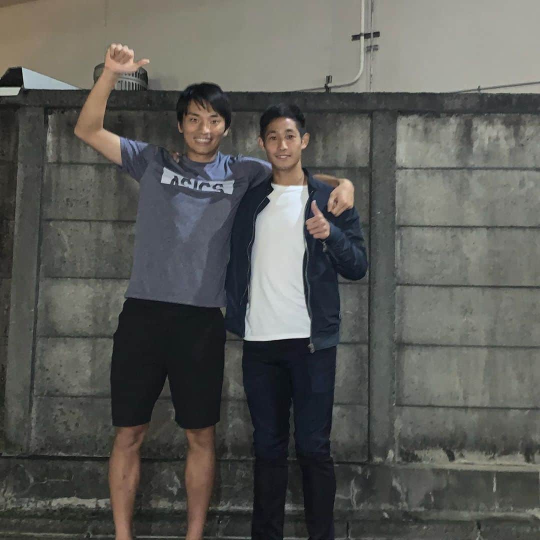 中谷進之介のインスタグラム：「天才あおき！！ 陰で努力してるの知ってるからこそ活躍してほしい😎😎 娘とラブラブだからバイバイする時青木から離れなかったなぁ😂😂  #また家で飯食おう😊」