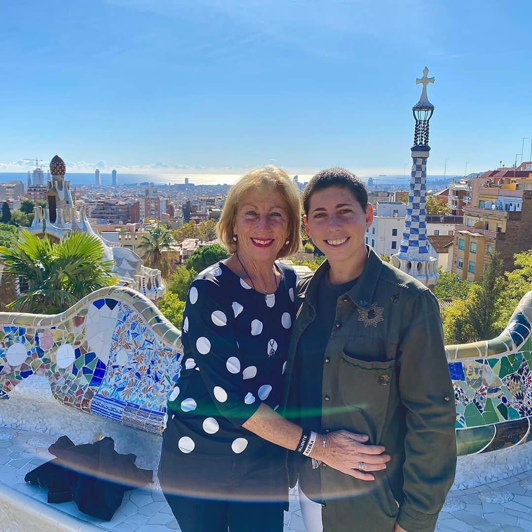 カルラ・スアレス・ナバロのインスタグラム：「📍 Park Güell 📍 #Barcelona」