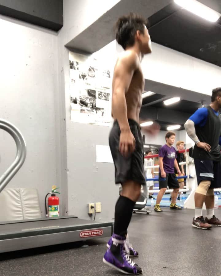 京口紘人のインスタグラム：「. . . hard work . . 今週もフィジカルトレーニングで終わり . . thank you coach . . #京口紘人 #hirotokyoguchi #boxing」