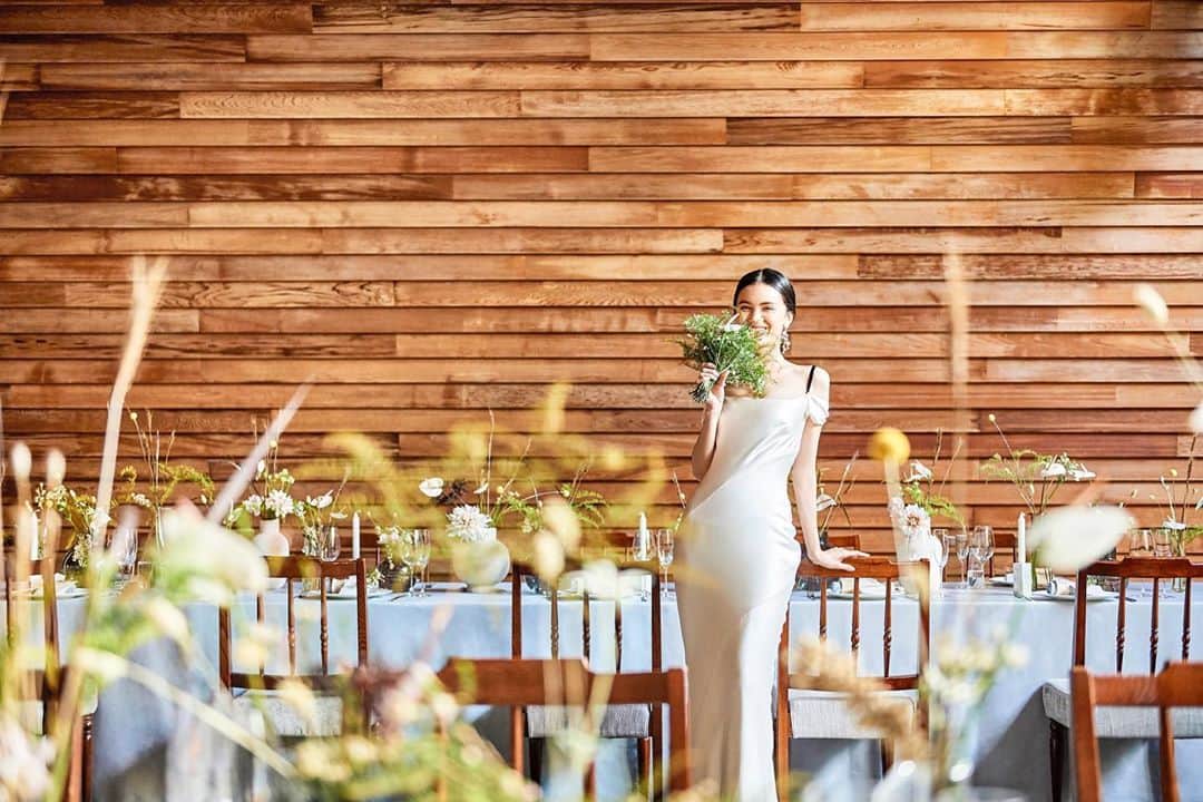のインスタグラム：「.  Terrace Room  テラスルームは 会場内もナチュラルな雰囲気を お楽しみいただけます　　  @oriental.hotel.wedding  #ohk花嫁  #orientalhotelwedding #orientalhotel #staywedding #treatdressing  #ステイウェディング #オリエンタルホテル #オリエンタルホテル旧居留地」