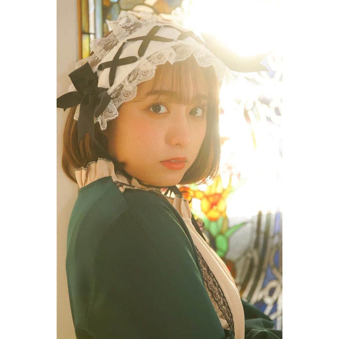 前田美里のインスタグラム：「幻想的ロリータ。 . . #土曜日 #ロリータ #ロリータファッション #コスプレ #ノスタルジック #写真好きな人と繋がりたい #film #写真 #ファインダー越しの私の世界 #櫻坂46 #日向坂46 #アイドル #ヲタク #photo #フォロワー募集中 #gravure #idol #japanesegirl #fashion #costume #follow #followme #좋아요 #팔로우미 #팔로미 #오오티디」