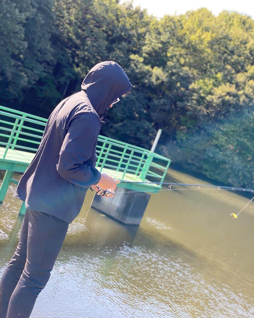 福田愛大さんのインスタグラム写真 - (福田愛大Instagram)「バス釣り再開しました 大学以来で最高に楽しすぎます。 #バス釣り」10月24日 21時58分 - aiofukuda_