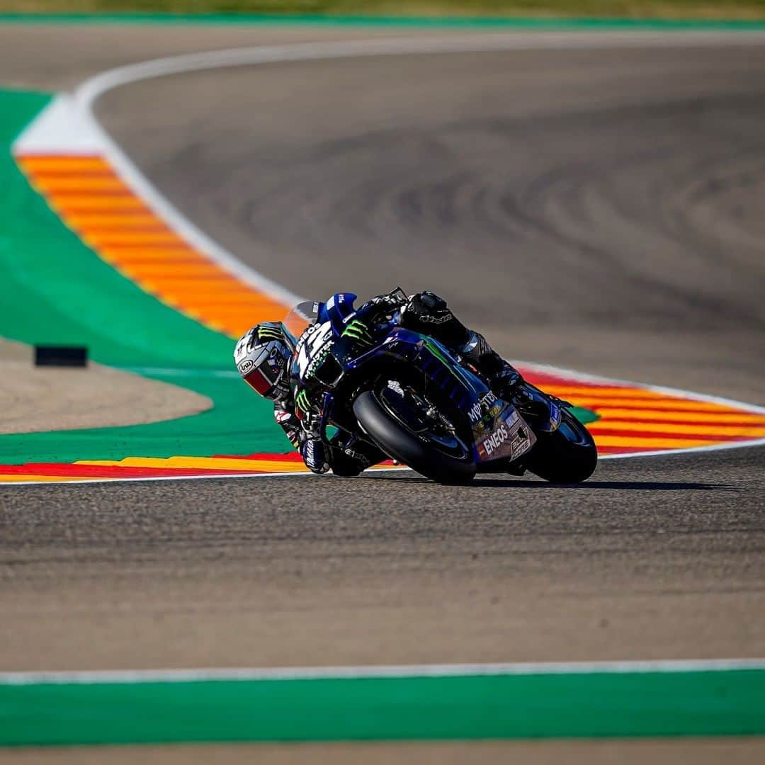 YamahaMotoGPさんのインスタグラム写真 - (YamahaMotoGPInstagram)「P1 in FP4 for @maverick12official 🙌  Next up: Q2 🔜 🔥  #MonsterYamaha  #MotoGP  #AlcanizGP」10月24日 22時00分 - yamahamotogp