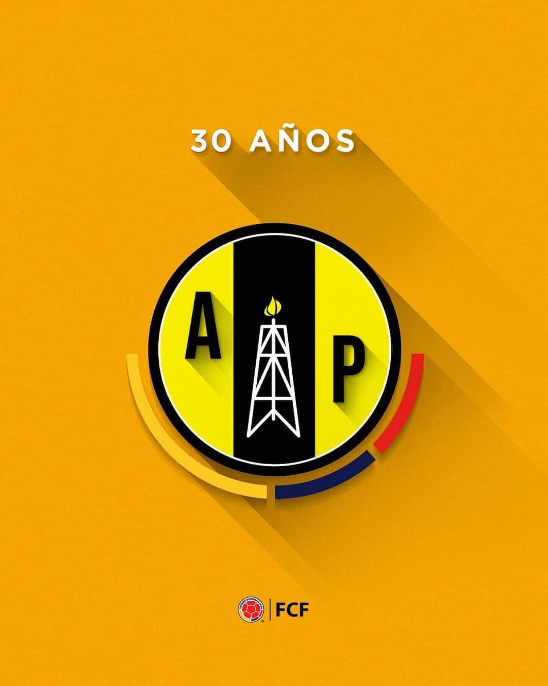 サッカー コロンビア代表チームのインスタグラム：「¡Felicidades @apetrolera !  El equipo petrolero 🟡⚫ está cumpliendo otro año más de fundación y lo queremos celebrar junto a ellos 👏」