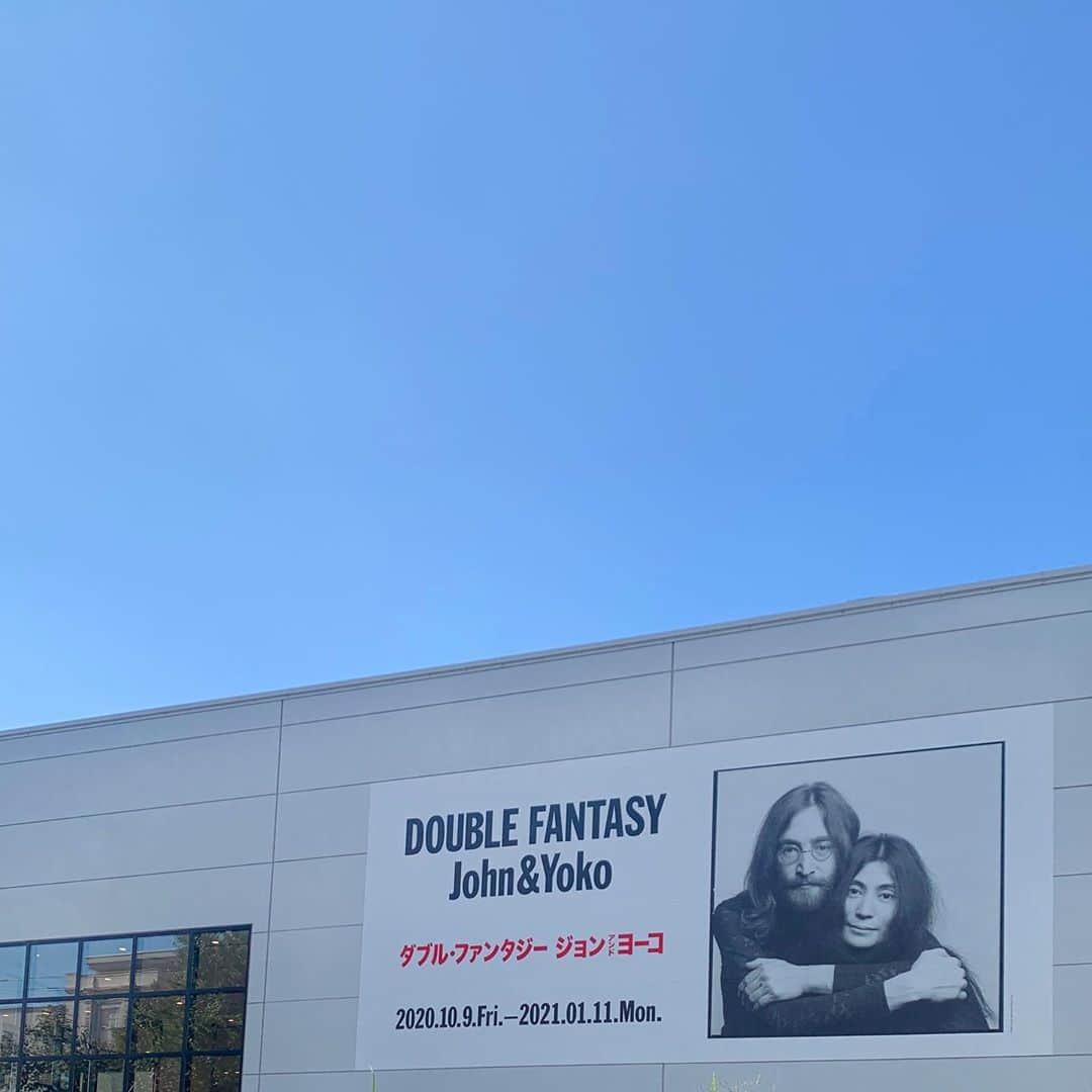 猪鼻ちひろのインスタグラム：「♥︎♡ YOU ARE HERE. とっても幸せで特別な日になりました🧚🏻‍♀️ #doublefantasyjohnandyoko  #ダブルファンタジージョンアンドヨーコ」