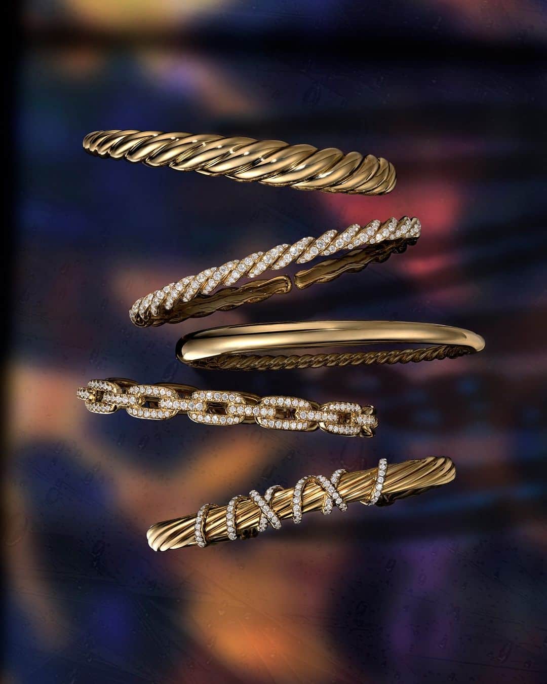 デビッドヤーマンのインスタグラム：「What’s in your perfect stack? Cable, pavé diamonds, chain link or all of the above? #TapToShop #DavidYurman」
