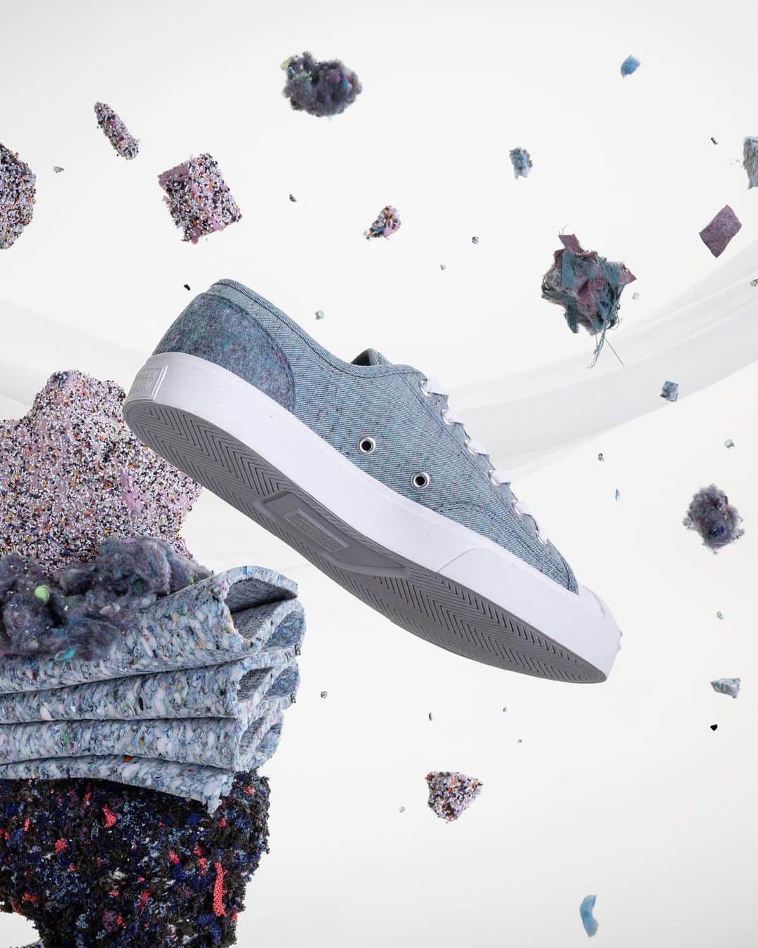 converseのインスタグラム：「All-new texture transforms our seasonal Chuck Taylor All Star Crater and Renew collection, and marks the introduction of the Jack Purcell Renew.⁣⁣ ⁣⁣ Fusing Nike innovation with Converse DNA, we reworked every element of the Chuck Taylor Crater to redesign an all-time classic towards a waste-less future—now it’s reimagined with recycled felt contrasts and made from at least 35% recycled content by weight. The new fabric is echoed by the Chuck Taylor All Star Renew, with recycled felt uppers and panels for added winter warmth.⁣⁣ ⁣⁣ Available now on Converse.com. #ConverseRenew」