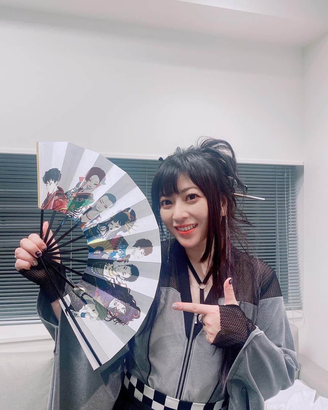 鈴華ゆう子のインスタグラム：「和楽器バンド東名阪ツアー初日ありがとうございました！ #和楽器バンド #Wagakkibnd #TOKYO_SINGING」