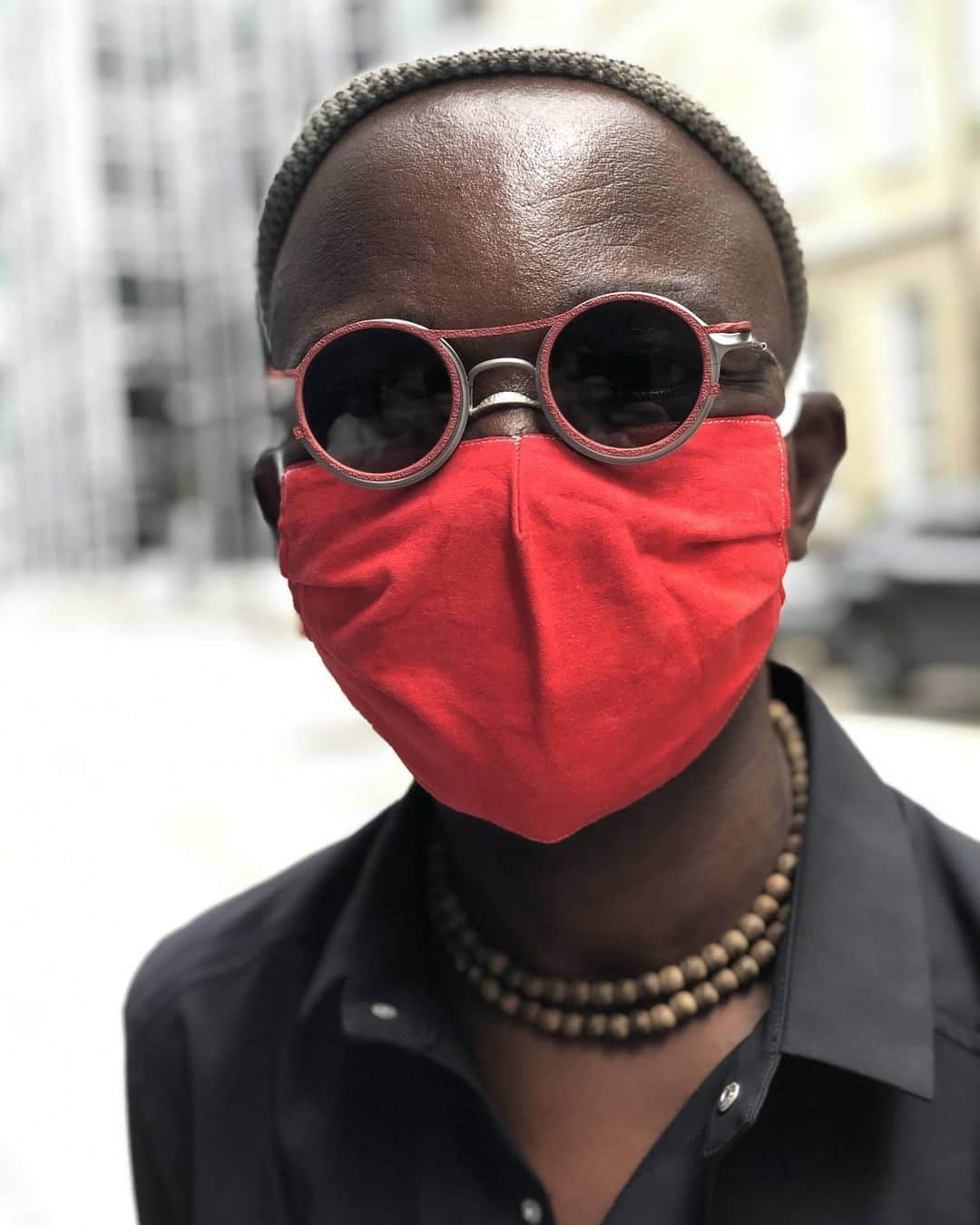 のインスタグラム：「: Repost @heidioptics . A sign of our times. . Olawale wearing his #RG2001TVA paired with a self-made mask, projecting a sense of calm. . Photography by Heidi. . #RIGARDS #TheViridianne #HeidiOptics #Craftsmanship #NaturalMaterials #ExperienceTheOriginal  #independenteyewear  #SustainableEyewear  #HandmadeForYourFace」