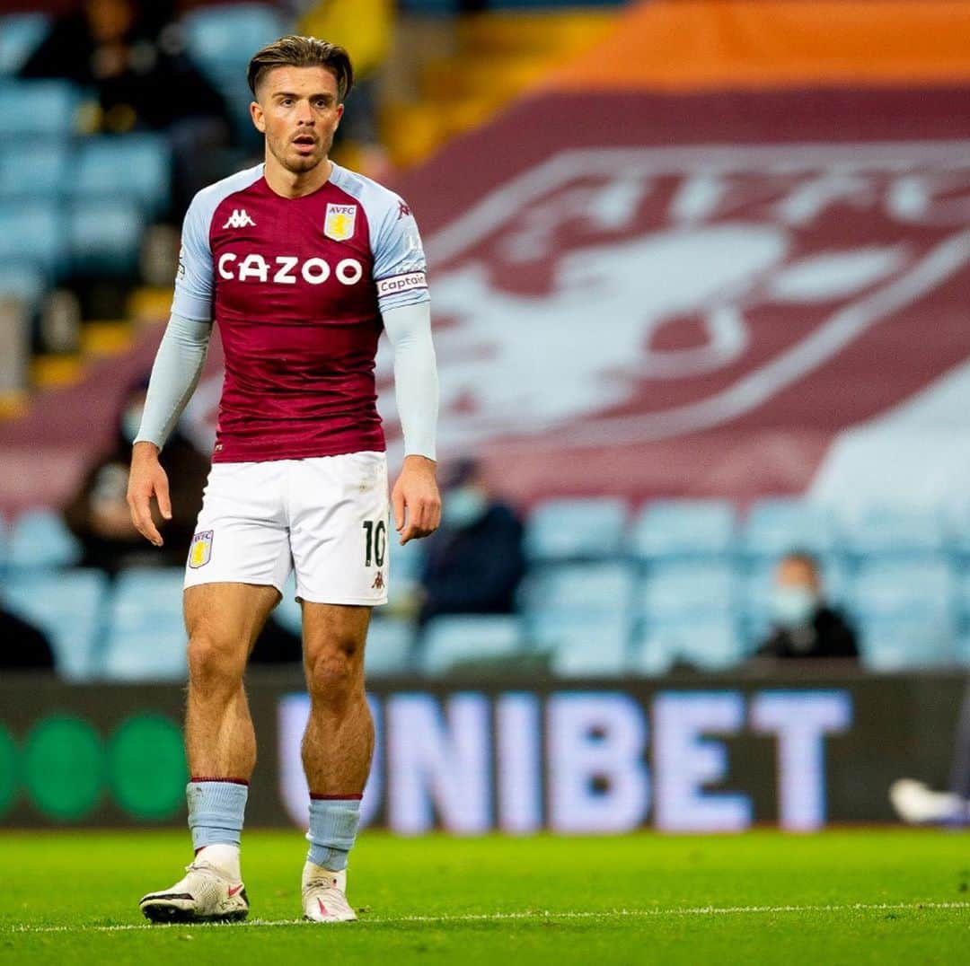 ジャック・グリーリッシュのインスタグラム：「Second half wasn’t good enough to a man... Still a great start to the season for us #AVFC」