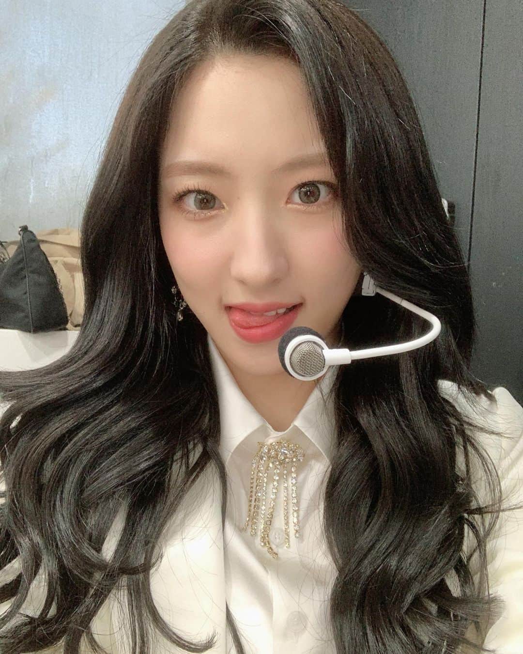 宇宙少女さんのインスタグラム写真 - (宇宙少女Instagram)「우정들 오늘 만나서 반가웠고 좋은 하루로 기억되기를 바래봅니다..💙 달콤한 토요일들 보내 우정 잘자💙  #우주스타그램 #우주소녀 #은서」10月25日 0時01分 - wjsn_cosmic