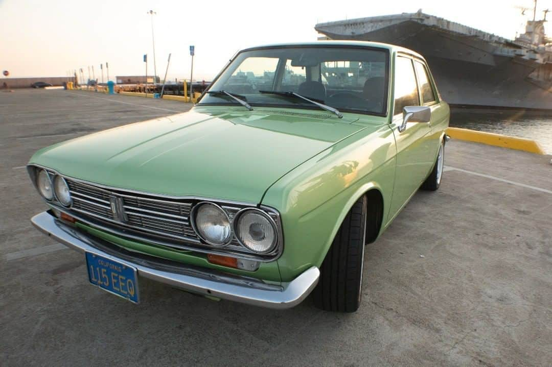 マイク・ダーントのインスタグラム：「72 510 68 ;) #datsun510 those fenders tho」