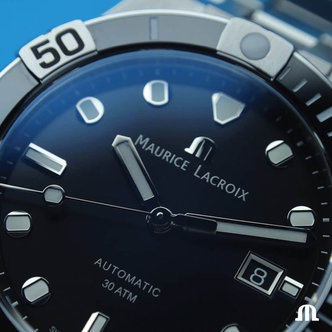 モーリスラクロアさんのインスタグラム写真 - (モーリスラクロアInstagram)「Sporty design with neat blue reflections. #AIKON Venturer 43mm. #BeYourAikon #YourTimeIsNow  Thanks @psqwatches for the pic!  #MauriceLacroix #Watch #Reloj #LuxuryWatch #Swisswatch #HauteHorlogerie #Swisswatchmaking #Watchmaking #Wotd #Watchesofinstagram #Watchfam #Watchlife #Swissmade #Whatsonmywrist #Watchoftheday #Watchaddict #Dailywatches #instawatchdaily #instawatches #Wiwt #Womw」10月25日 3時08分 - mauricelacroix