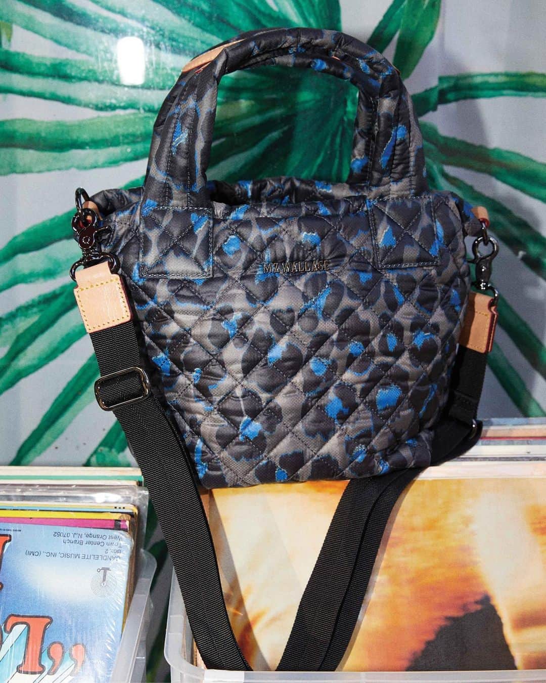 MZウォレスのインスタグラム：「"This is the best little bag! I use it to stash my wallet, keys, facemask, and water bottle when I walk the dog or run errands. It is extremely light but holds a ton. My bag makes people smile - especially me :)" — Rebecca, San Francisco (PS, we couldn't agree more!)  Head to the link in our bio to shop deluxe!」