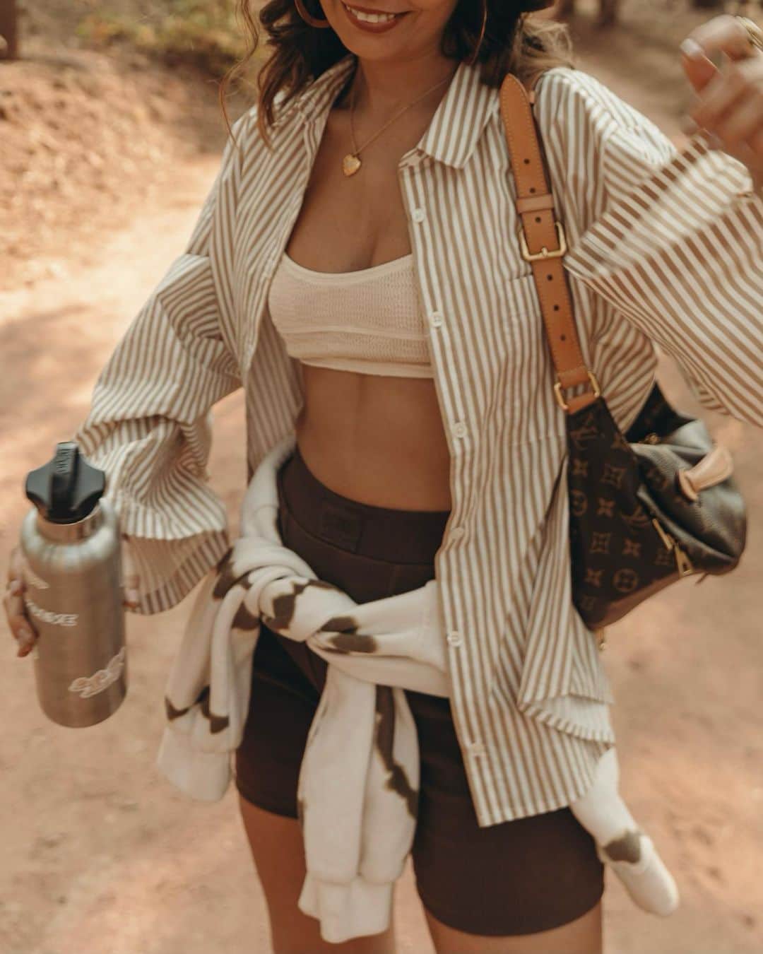 Collage Vintageさんのインスタグラム写真 - (Collage VintageInstagram)「Exploring Grand Canyon with my @revolve fam! 🥾🍂🏜 #camprevolve」10月25日 4時20分 - collagevintage