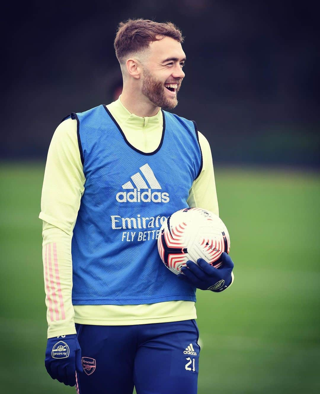 アーセナルFCさんのインスタグラム写真 - (アーセナルFCInstagram)「Swipe ⏪ for more training pics⁠⠀ ⁠⠀ #Arsenal #training #ARSLEI #EPL #premierleague #COYG #Arteta #Gabriel #Chambers #Tierney #Leno #Xhaka #Willian #Martinelli #Aubameyang」10月25日 4時35分 - arsenal