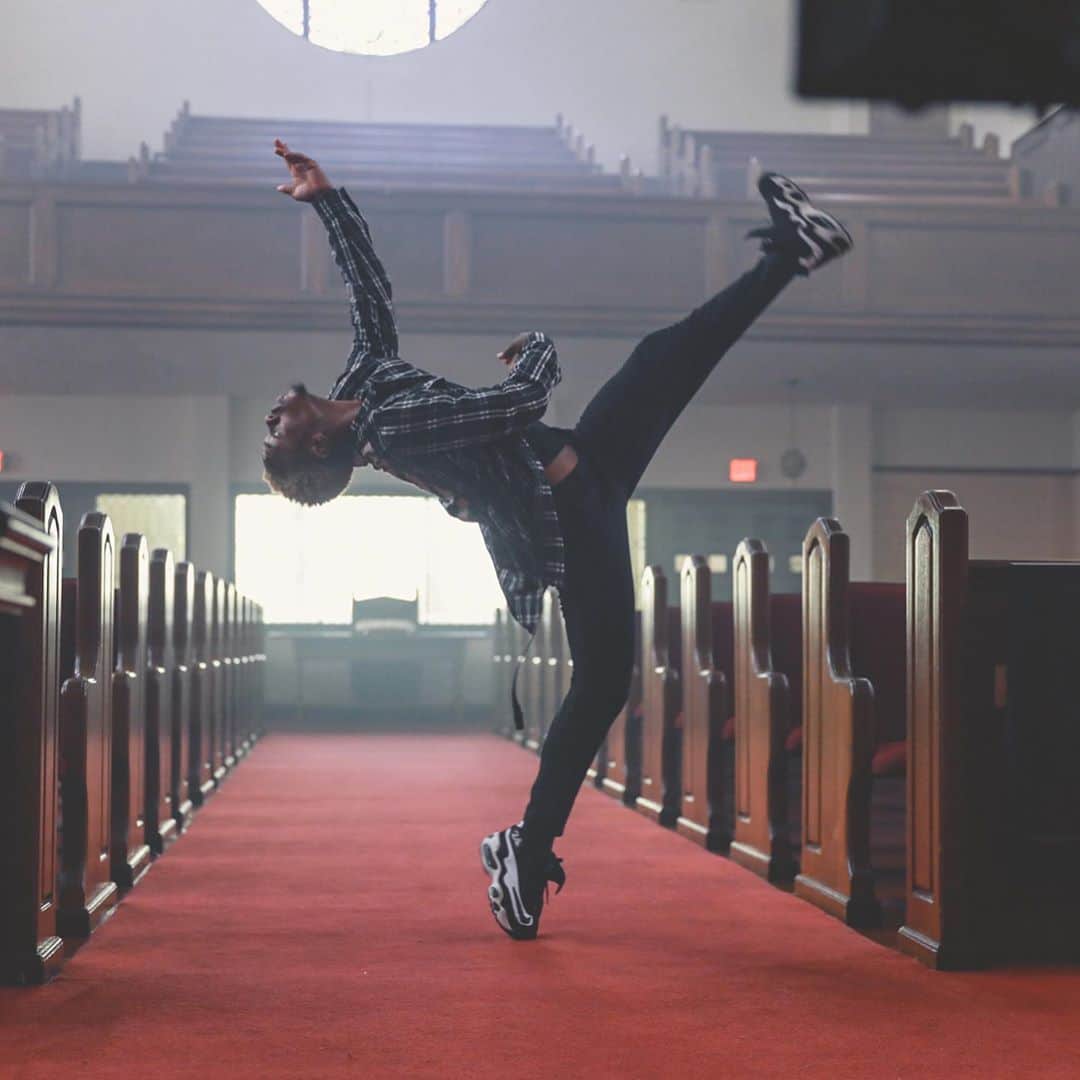 Lil Buckのインスタグラム：「10.26 Something very special is coming..  . @directordavidj @redbulldance @caleywildermuth @sheryl_witlen」