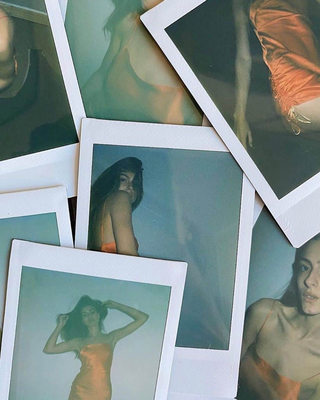 ダニジョーのインスタグラム：「50 Shades of Ruched and Ready ➰ @lonepn in the almost sold out Tangerine Ruched Mini Silk Slip 🛒 #dannijogirls」
