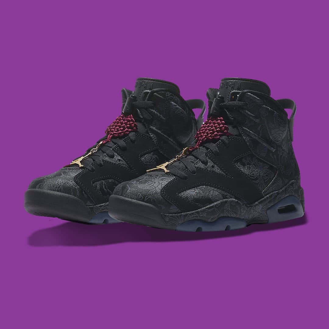 shoes ????さんのインスタグラム写真 - (shoes ????Instagram)「Official pics of the Air Jordan 6 WMNS Singles Day 💟  Cop or Drop? 👀」10月25日 6時02分 - shoes