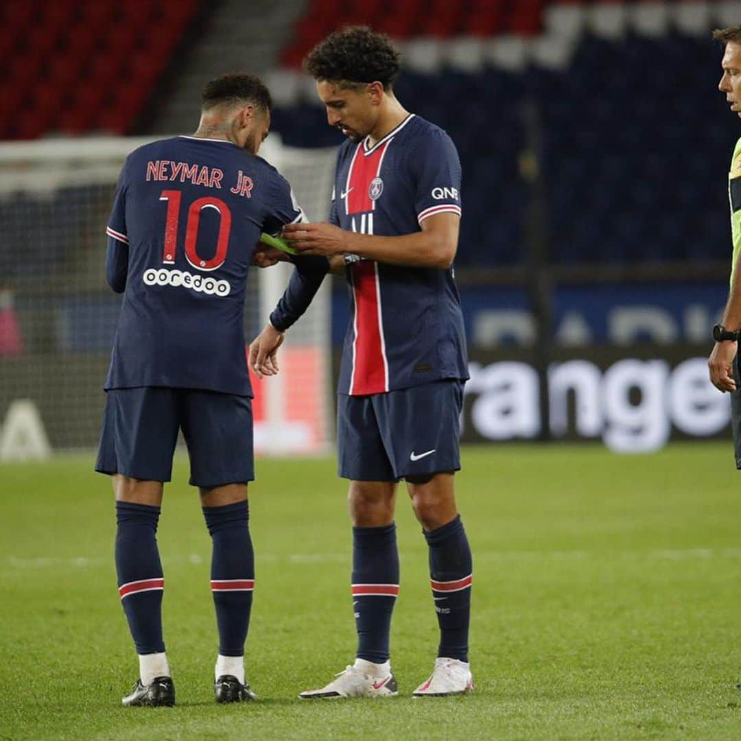 ネイマールさんのインスタグラム写真 - (ネイマールInstagram)「Parabéns Equipe, grande jogo. ALLEZ PARIS👏🏽⚽️🙏🏽」10月25日 6時32分 - neymarjr