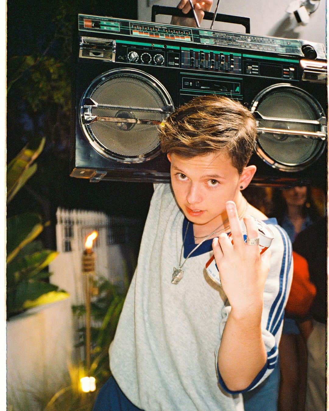 ジェイコブ・ザルトリウスのインスタグラム：「alexa play over u by jacob sartorius」