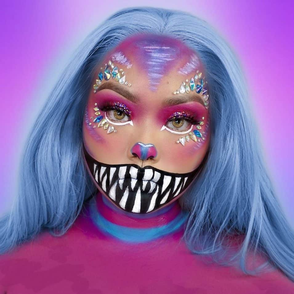 Benefit Cosmeticsさんのインスタグラム写真 - (Benefit CosmeticsInstagram)「Totally trippin’ out over @kyangger’s glam take on the Cheshire Cat! 😸💞 Products used: 🌀 #preciselymybrowpencil in shade 4.5 🌀 #kaBROW! cream-gel pomade in shade 3 🌀 #boiing Cakeless Concealer in shade 2 #regram #friendswithbenefit」10月25日 7時12分 - benefitcosmetics