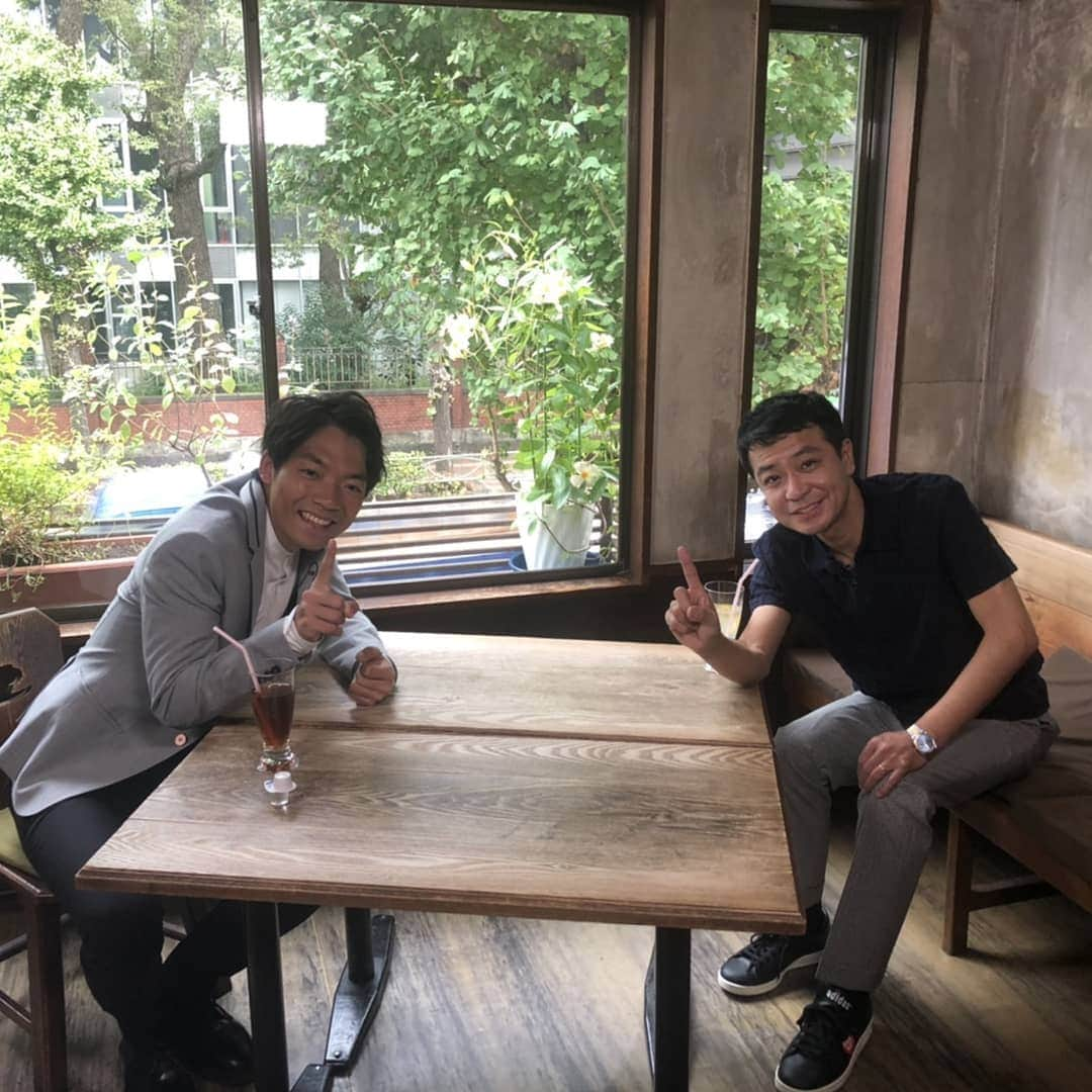 中山秀征さんのインスタグラム写真 - (中山秀征Instagram)「おはようございます！ まもなく7:30～シューイチ☝️始まります。 今週の中山のイチバンでは「伊沢拓司」くんの他では見られない素顔に迫っております！ 是非ご覧ください！  #シューイチ #伊沢拓司 #中山秀征」10月25日 7時13分 - hidechan0731