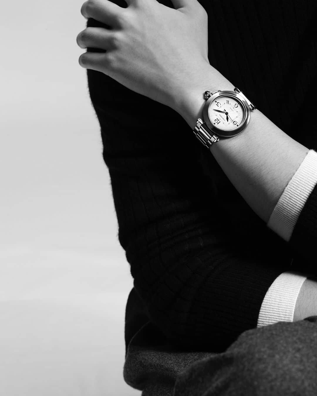 片岡千之助のインスタグラム：「歴史とともに時間を奏でる. ______________________________________________________ . . @cartier  #pashadecartier  . . #挑み続ける #cartier」