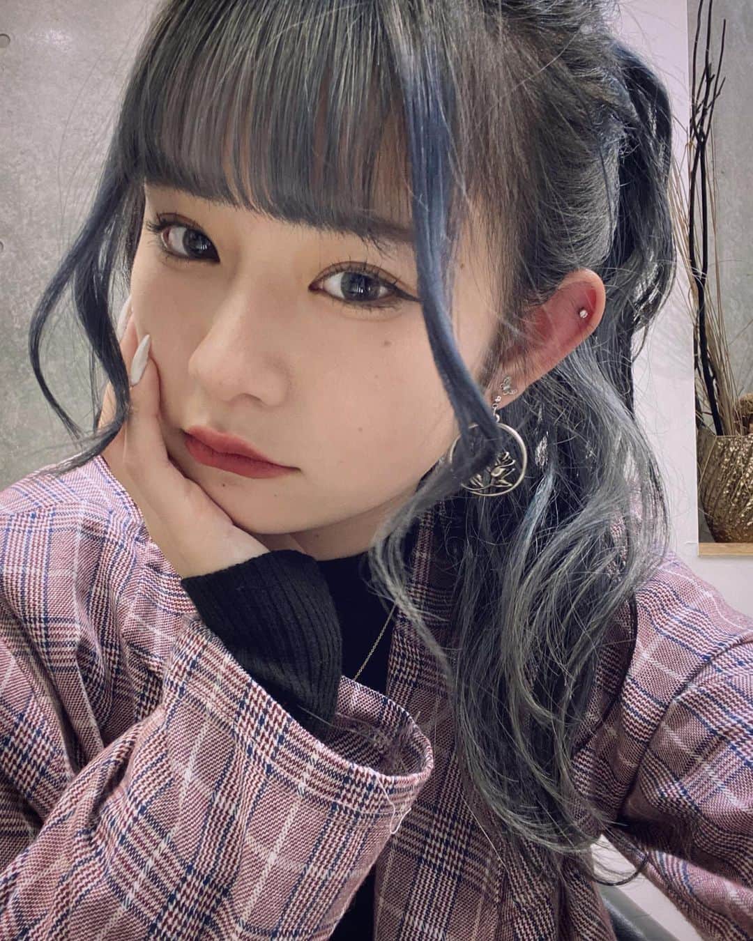 かれんのインスタグラム：「#selfie」