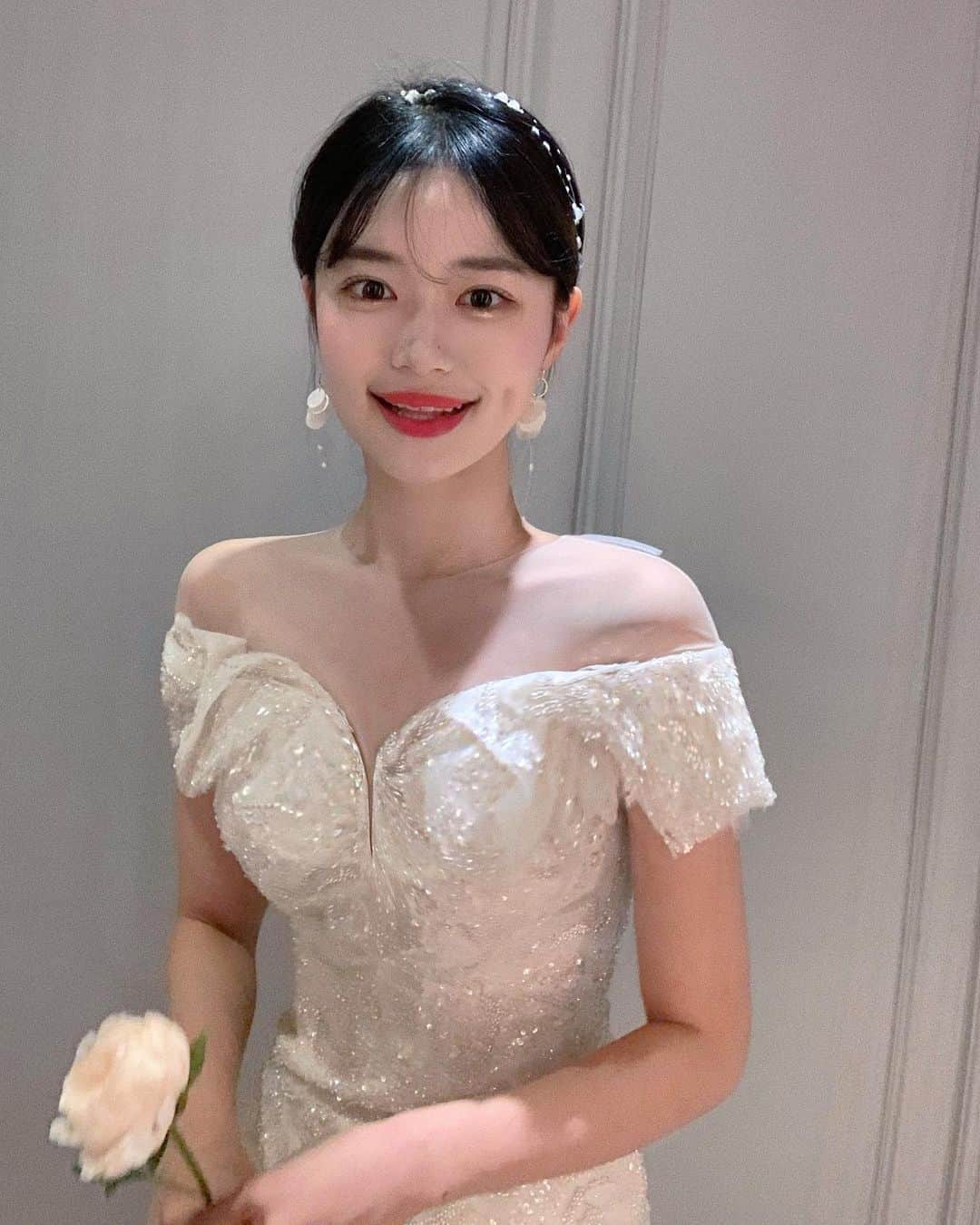 ノ・ジョンファさんのインスタグラム写真 - (ノ・ジョンファInstagram)「여러분 이거슨 그냥 웨딩촬영이였오요 💍 연락이 와르르와서 👑🥺 #웨딩촬영 #웨딩드레스」10月25日 20時41分 - ro.junghwa