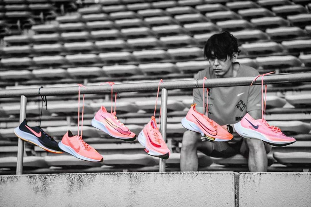 秋本真吾のインスタグラム：「“ブライト マンゴー ファスト パック”  #NIKE」