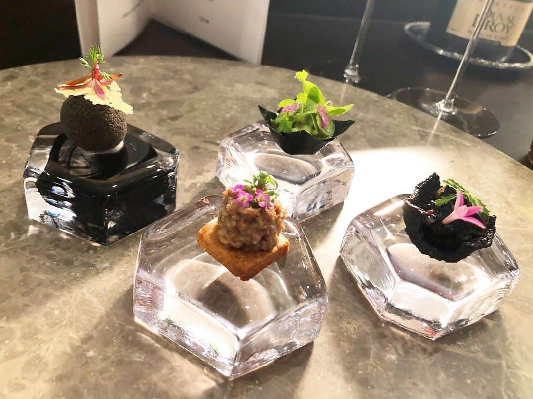 吉田早織のグルメインスタ