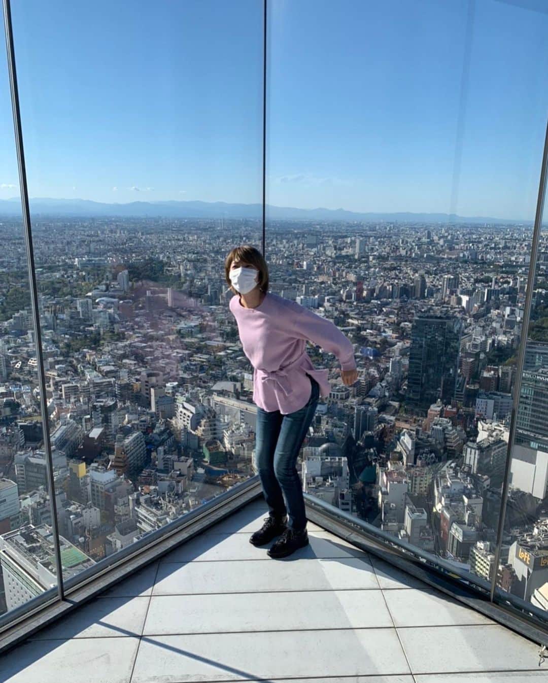 狩野舞子さんのインスタグラム写真 - (狩野舞子Instagram)「・ 普通に飛んだつもりだったけどブロックジャンプになってた☺️🙌 これじゃ簡単に出されちゃう！！ ・ #shibuyasky #天空のブロックジャンプ」10月25日 20時36分 - kanochan715