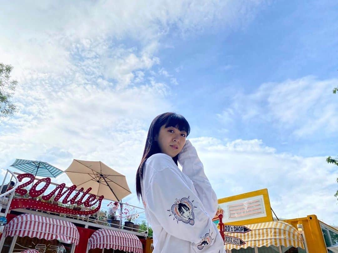 伊豆田莉奈さんのインスタグラム写真 - (伊豆田莉奈Instagram)「☀️Good Morning Sunday☀️ ขอให้วันนี้เป็นวันที่ดีนะคะทุกคน♪♪  皆さん素敵な１日を♪♪  #izurinacgm48 #伊豆田莉奈 #いずりな #cgm48」10月25日 11時51分 - rina.cgm48official