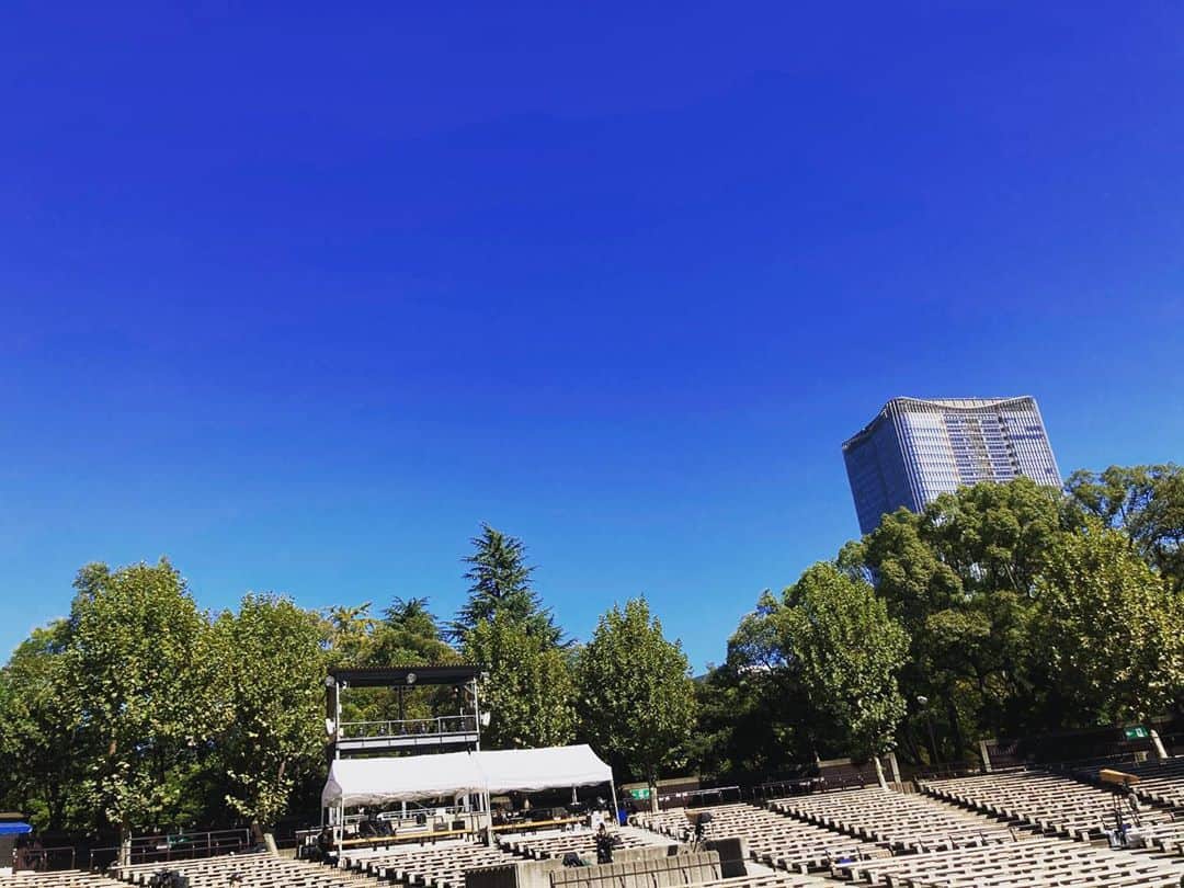 葉月さんのインスタグラム写真 - (葉月Instagram)「雲ひとつないとはまさにこの事  本日、有観客野音です😊」10月25日 12時02分 - lynch_hazuki