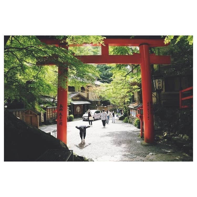 大塚愛さんのインスタグラム写真 - (大塚愛Instagram)「京都の思い出以上です。  みなさまお付き合いありがとうございました！  京都ありがとう！  AIO　#kyoto #京都 #貴船神社  #おみくじ #大吉 #でました #ぺこり」10月25日 12時11分 - aiotsuka_official