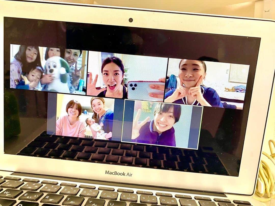 神崎れなのインスタグラム：「@slab_yh のオンラインチャレンジに参加させて頂きました！！ いつもよりハードなメニューで筋肉痛になりましたが、楽しかったです🌞✨少しずつ続けて元気な身体になりたいと思います！！ありがとうございました💐✨  S'Lab @slab_yh  原夕貴枝さん　@yukie821hara」