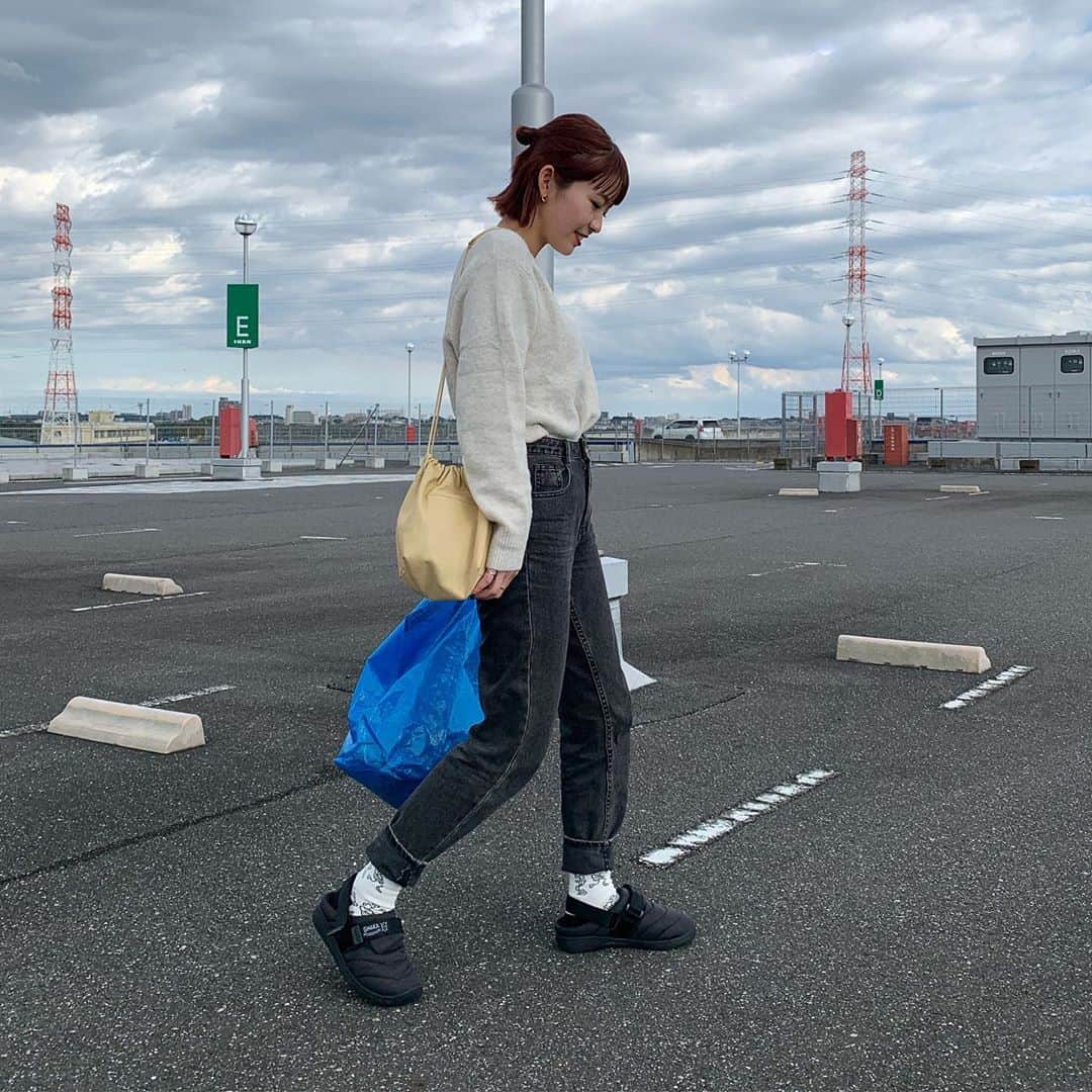山本 絵里加のインスタグラム：「🏷 #ootd#fashion#puu_fashion」