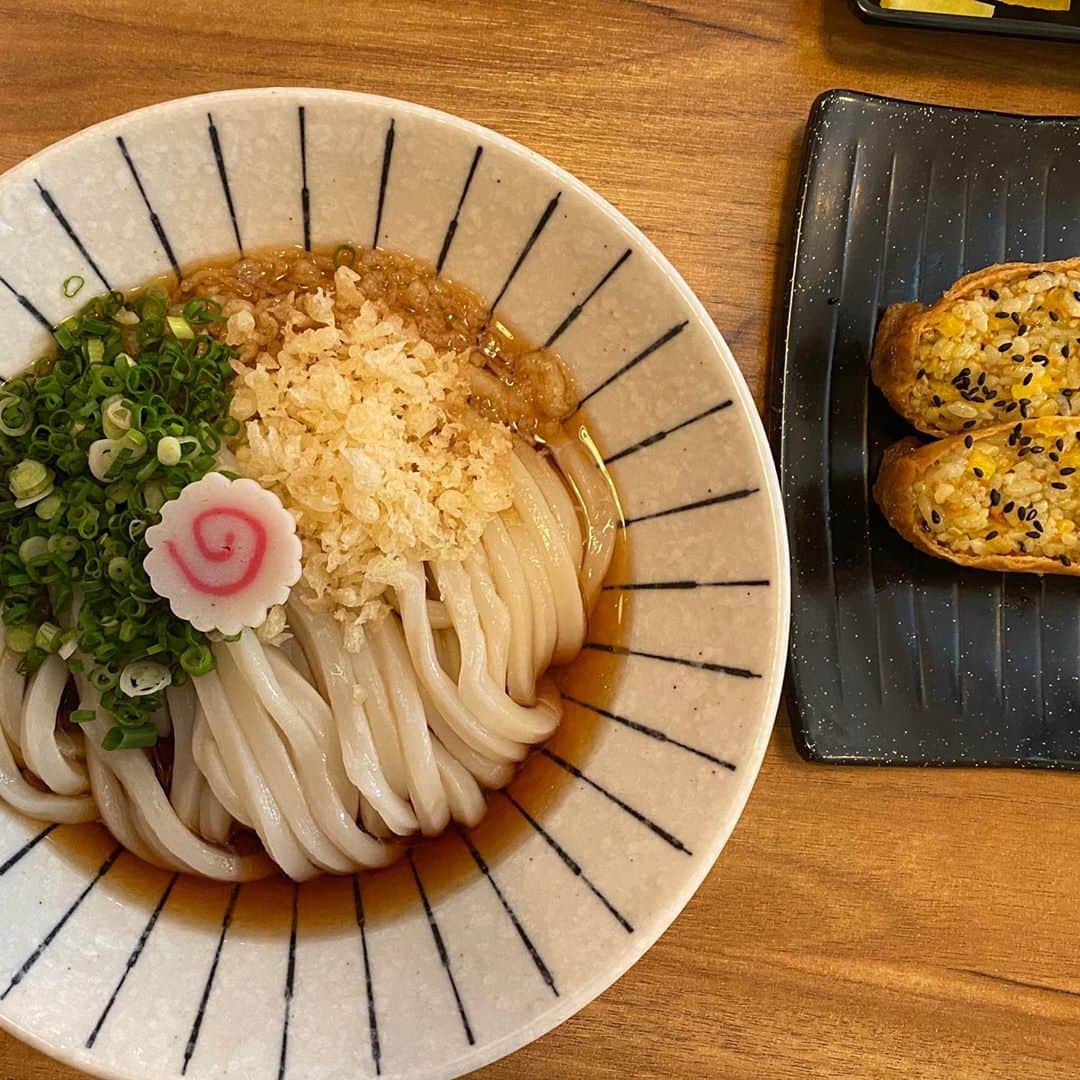 イナチ のインスタグラム：「. 이타다케마슈우  호로록 시작이 조으네」