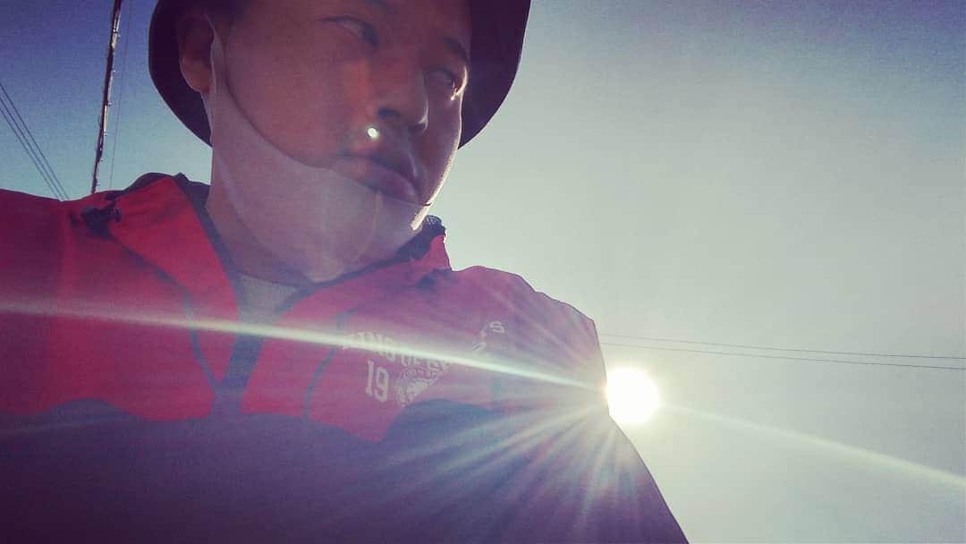 のインスタグラム：「神戸でのお仕事、本日が最終日  #太陽 #日光 #sunshine」