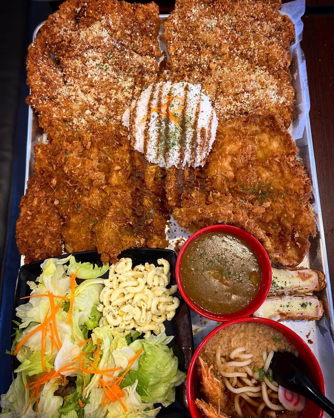 ライナ・ホワンさんのインスタグラム写真 - (ライナ・ホワンInstagram)「Fan of Katsu?! Check out @krazykatsuhtx if y’all ever in Houston!! . . I swinged by to take on a massive 9lb platter combined with all the stuff they serve including miso soup 🍲 udon 🍜 cheese 🧀 Katsu rice 🍚 and macaroni salad along with 4HUGE MASSIVE “Katsu” steaks 🤯 . . How do y’all think I did!? Watch the video to find out! —> https://youtu.be/QvnzAYUh59o . Ty @furtheruofficial for setting this up!」10月25日 14時26分 - rainaiscrazy