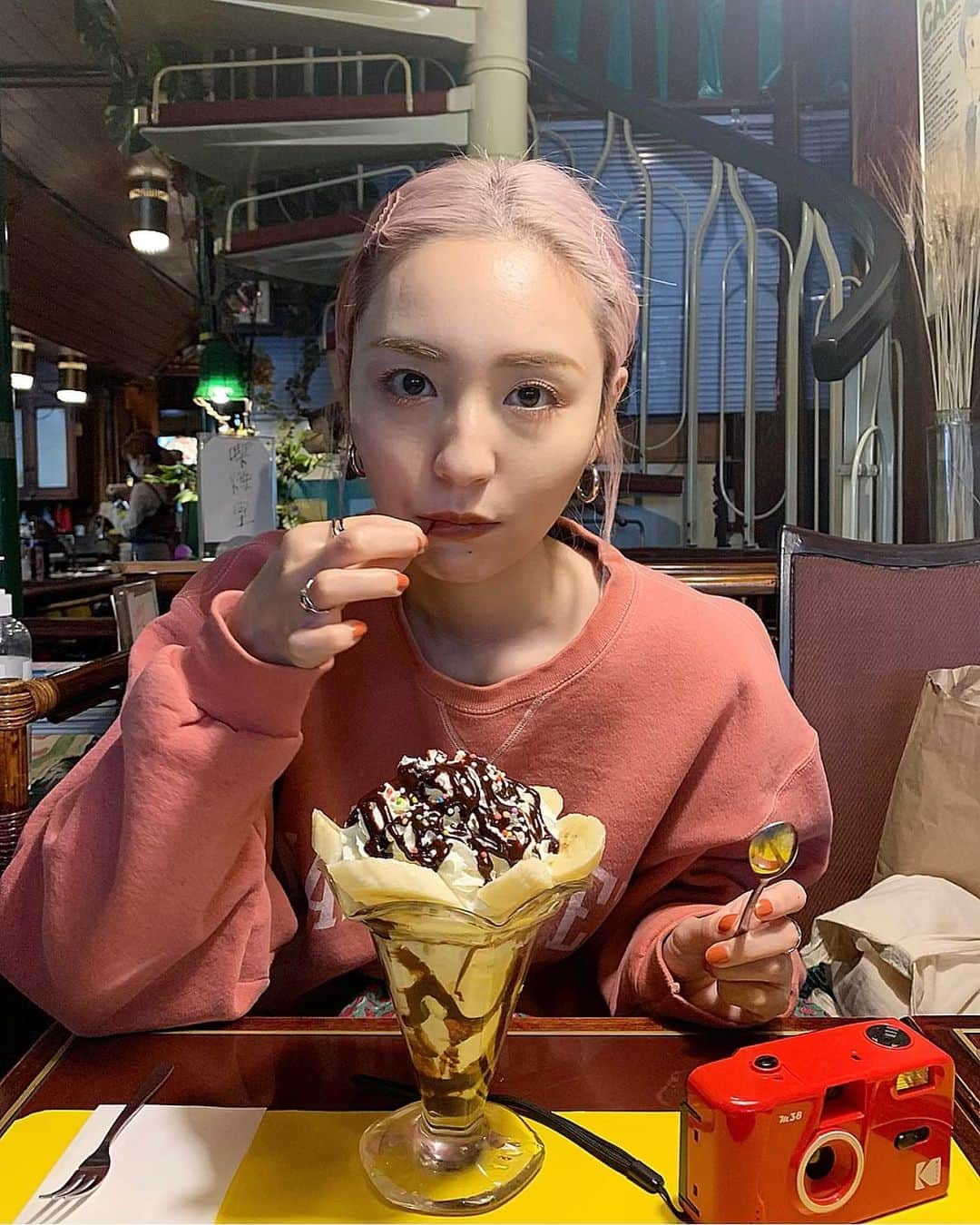 前山奈津巴のグルメインスタ