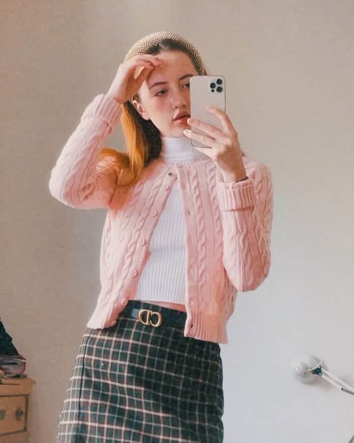 ベッキー・クルーエルのインスタグラム：「outfit of the daydream 💭」