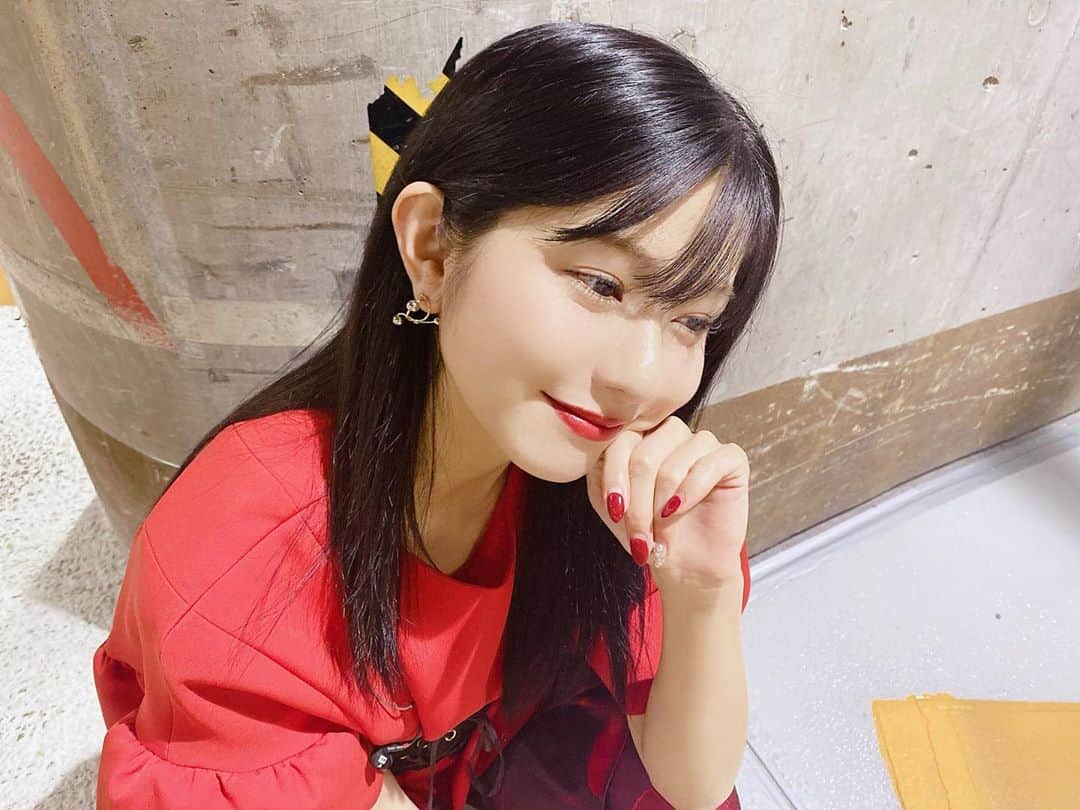 谷川愛梨のインスタグラム：「: 最近、まつ育してて 気付いたらむっちゃ伸びてた👀🌱 まつげパーマ行ってきて 綺麗にくるんってなったよぉ(〃ω〃) メイクの時もビューラーしなくていいから 楽ちんでとっても良きです🤍」
